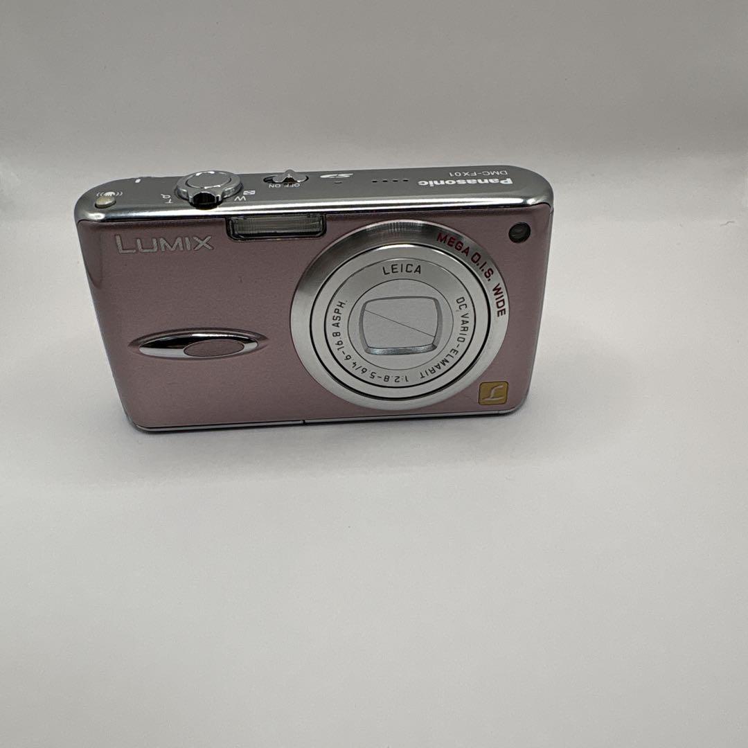 美品 希少色パナソニックLUMIX コンパクトデジカメ ピンクDMCーFX01