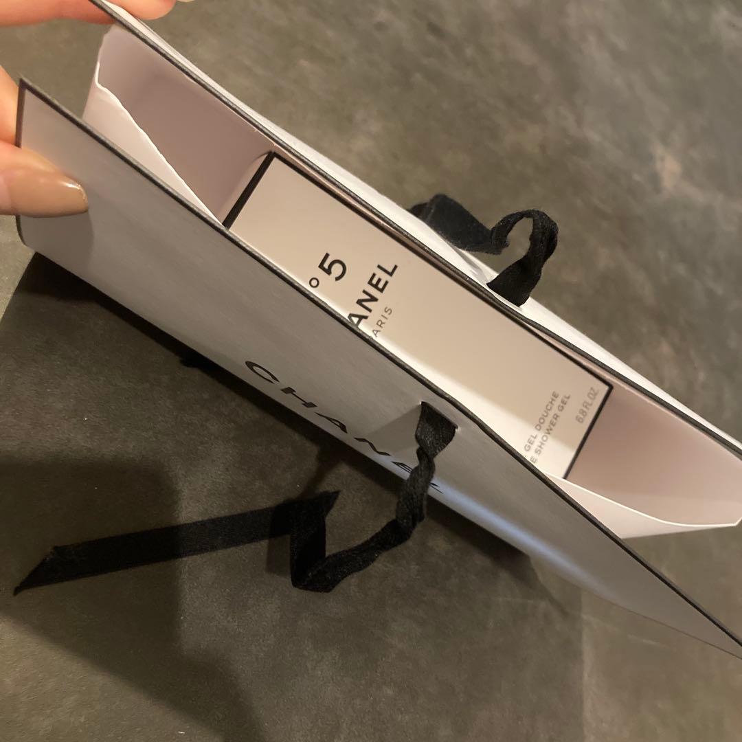 新品　CHANEL シャネル　Ｎ°５　ザ　シャワー　ジェル　Ｎ