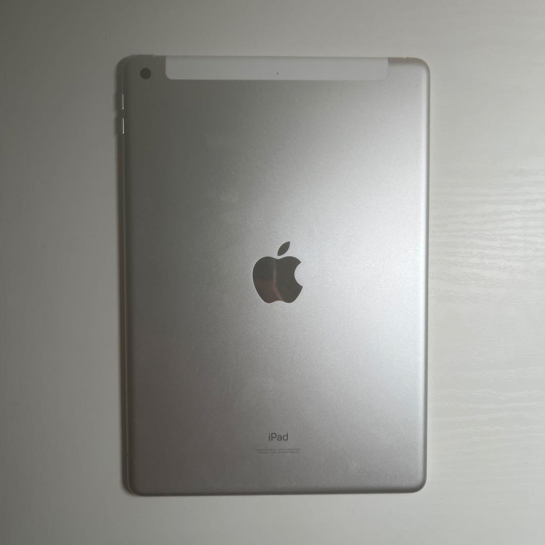 Apple iPad 第9世代シルバー 本体　本日発送‼️