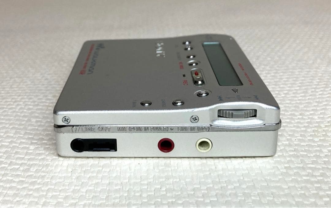 ジャンク　SONY MZ-R900 MDレコーダー