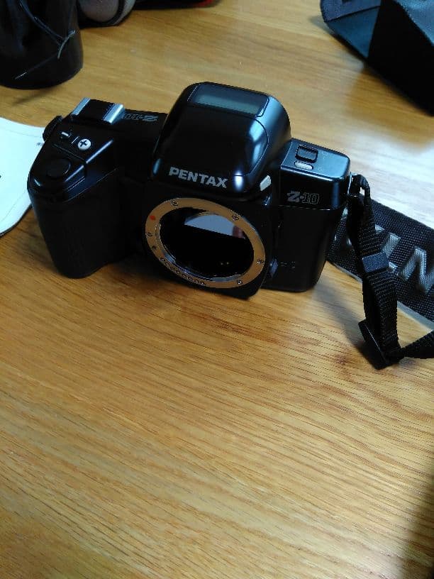 PENTAX Z-10カメラ望遠レンズなど付属品たくさん