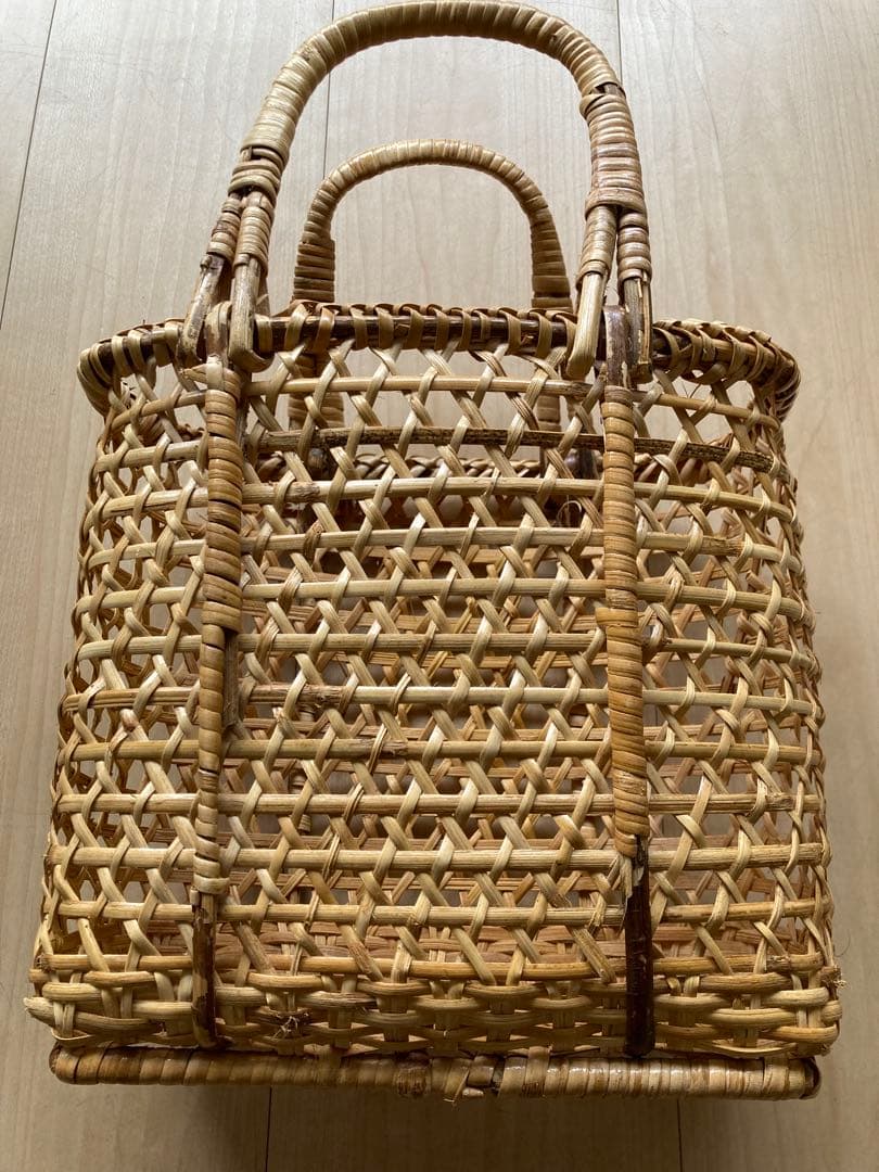 タイ伝統手編み 竹かごバッグ　天然素材