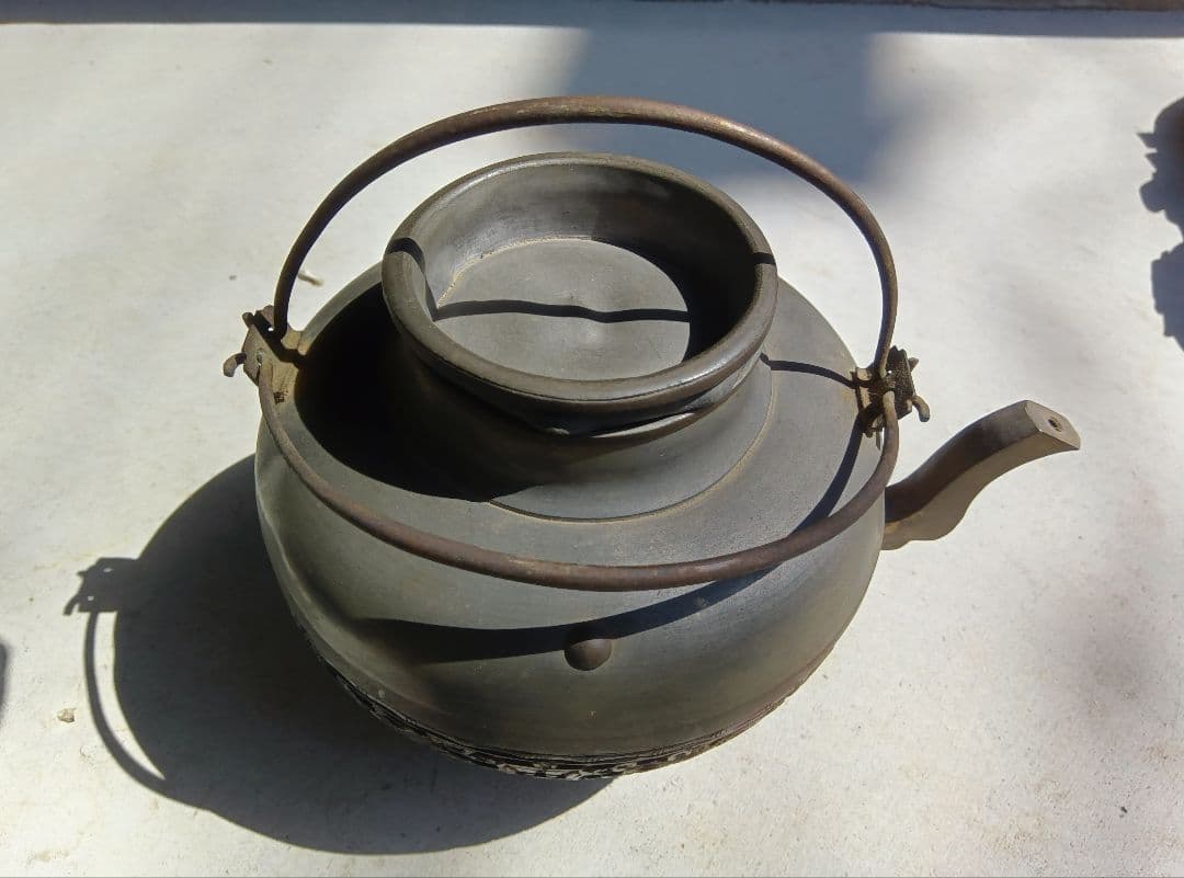 戦時中骨董　引き揚げ品　ヤシの木彫刻の急須
