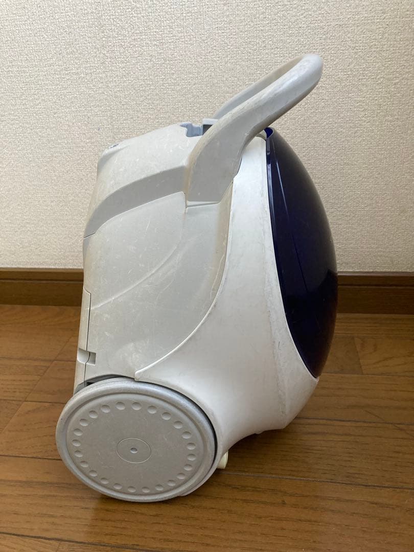 三菱　掃除機　紙パック式　キャニスター　2010年製