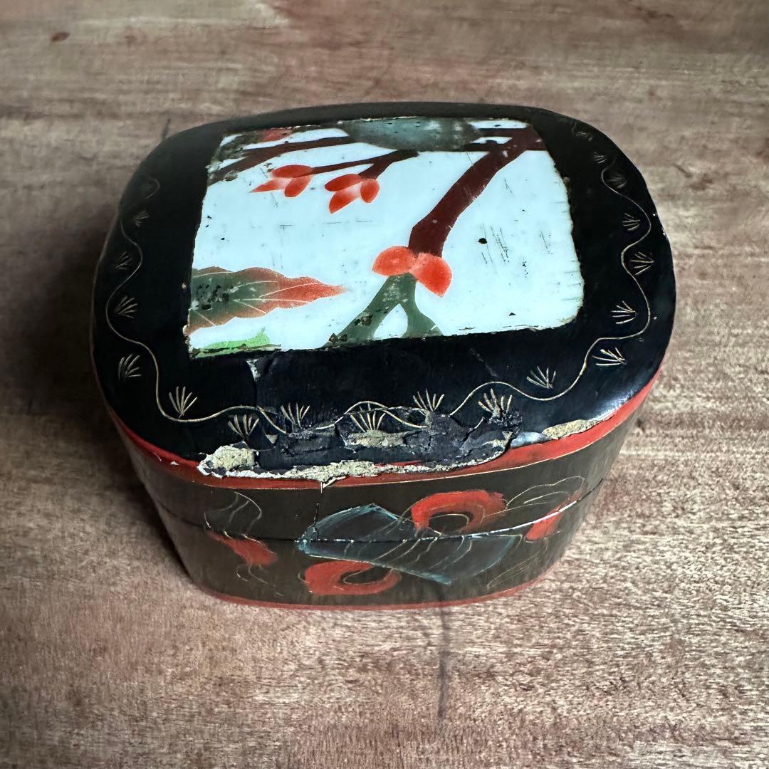 【希少】中国美術　漆小箱　小物物入れ　骨董　明代