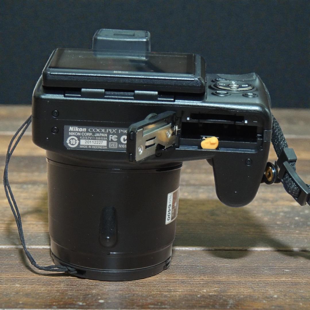 Nikon COOLPIX P90 基本動作確認済 充電器欠品 1210万画素