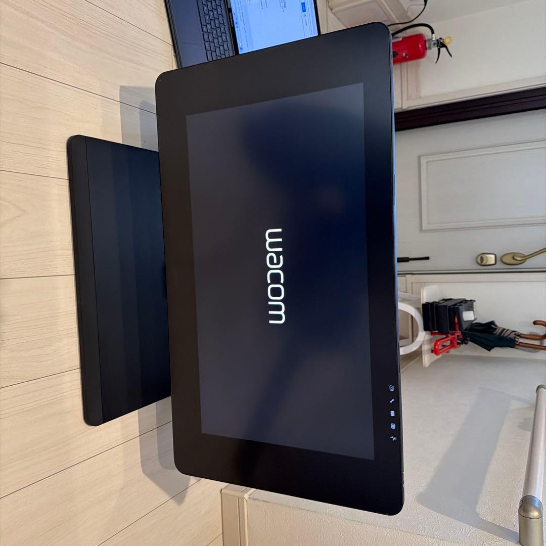 Wacom 液晶ペンタブレット 本体 スタンド