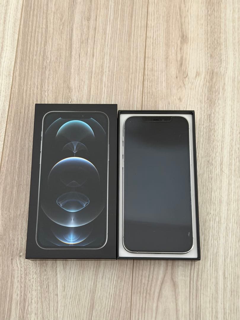 iPhone12 Pro シルバー 128GB (付属品全てあり)