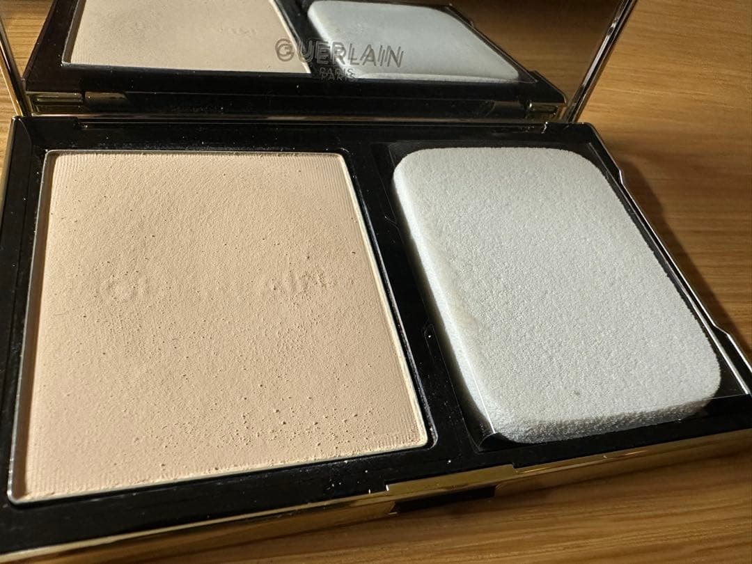 GUERLAIN パリュール ゴールド スキン コントロール コンパクト 0N