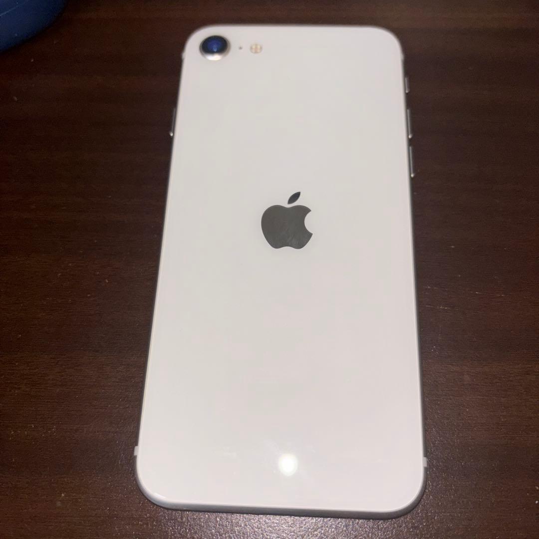 Apple iPhoneSE (第3世代)本体 64GB 初期化済 SIMフリー