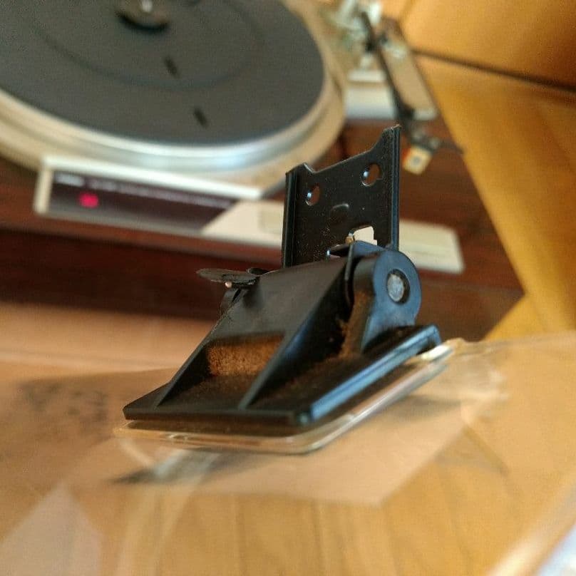 【レコードプレーヤー】