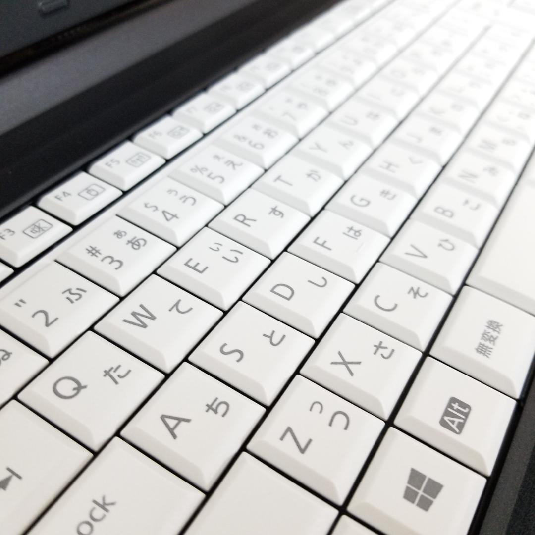 期間限定 i3 美品 Win11 即使用可ノートPC 富士通(E0566)