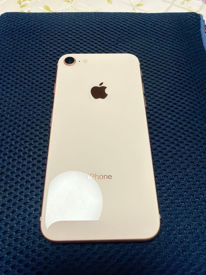 【美品】【SIMフリー】Apple iPhone 8 ゴールド 64GB