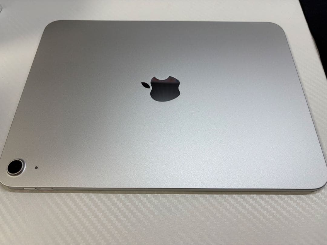 a*n様 iPad 第11世代　128GB シルバー 本体(極美品)