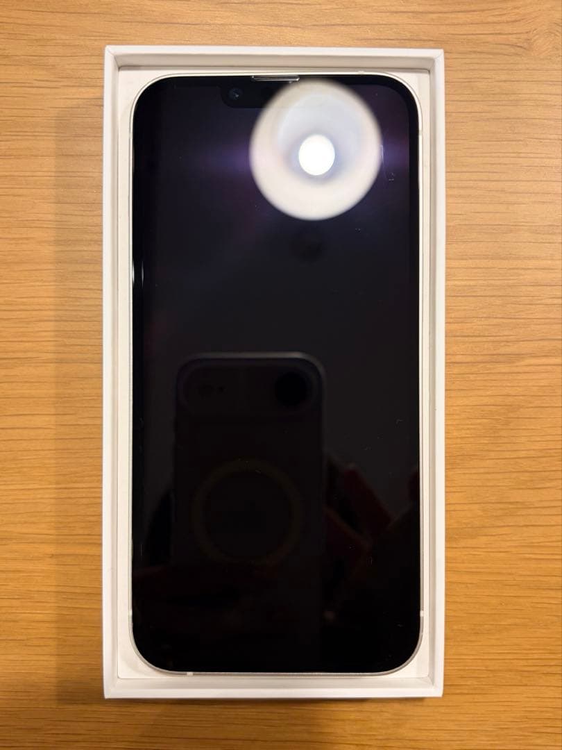 iPhone14 128GB スターライト (ホワイト)