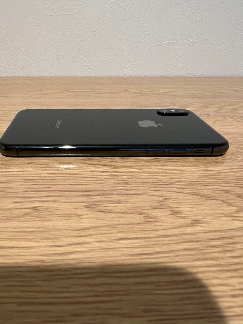 Apple iPhone Xs スペースグレイ 64GB