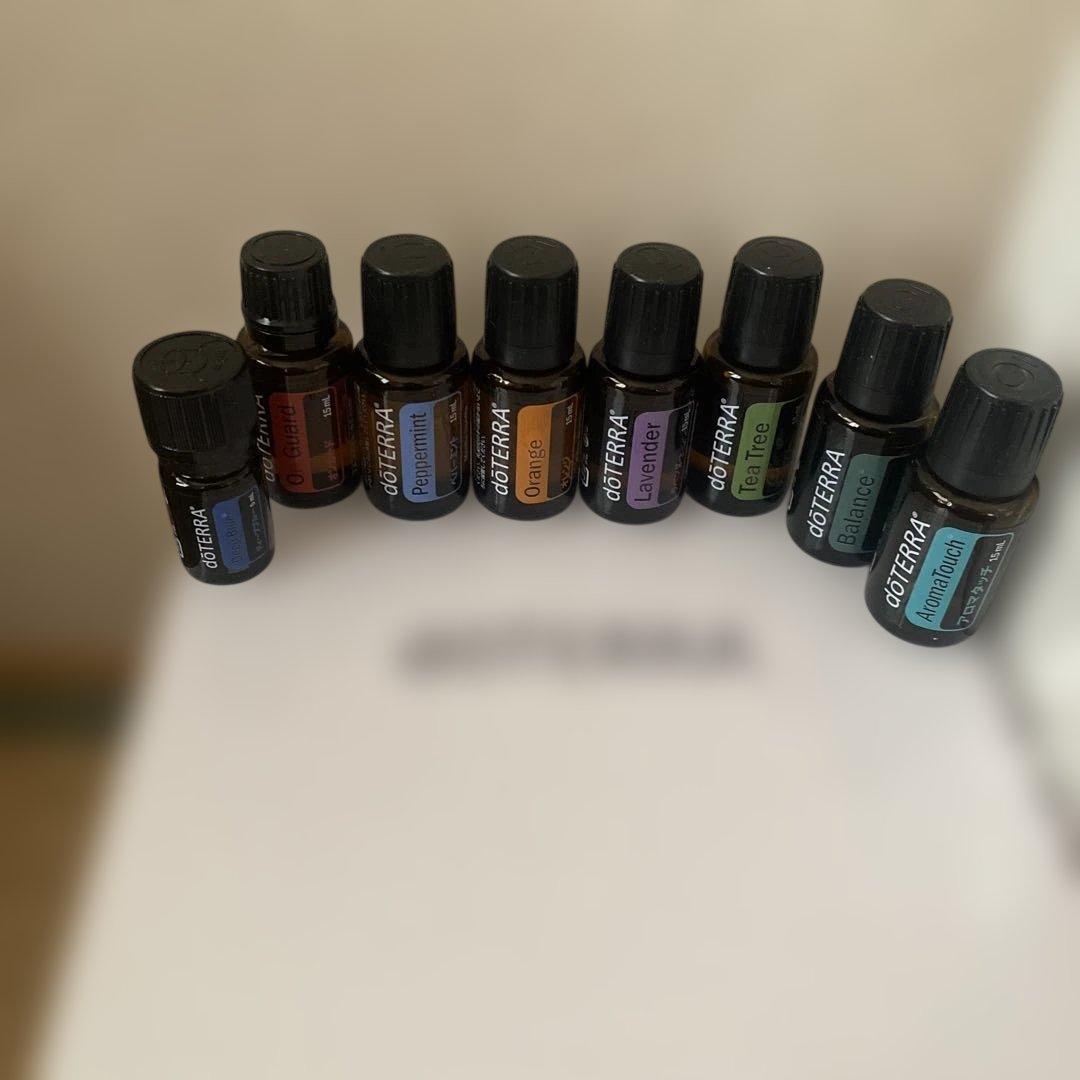 doTERRA アロマタッチオイル8本　アロマディフューザー　木箱　セット