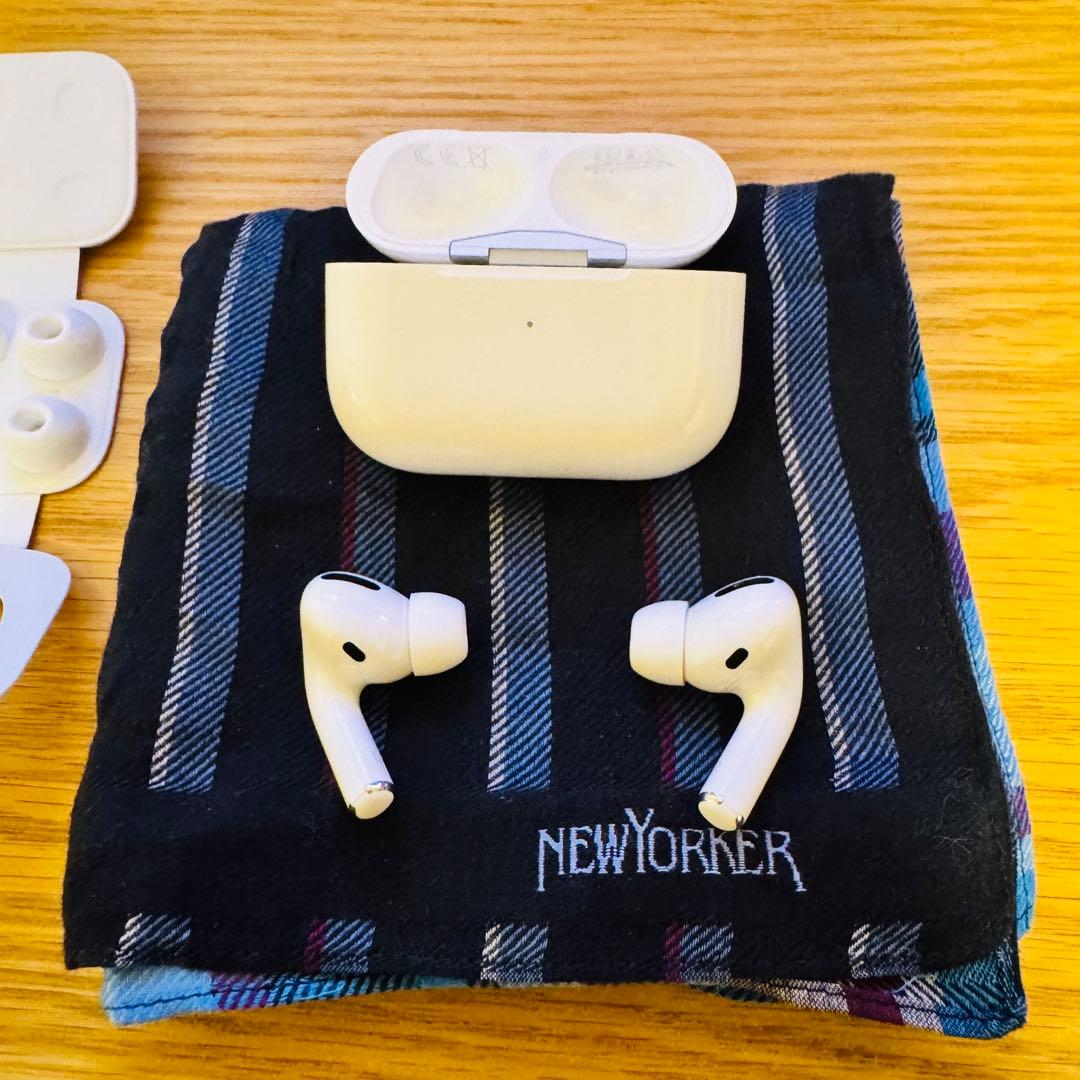 【美品】AirPods Pro 第一世代 本体 MagSafe充電ケース付き
