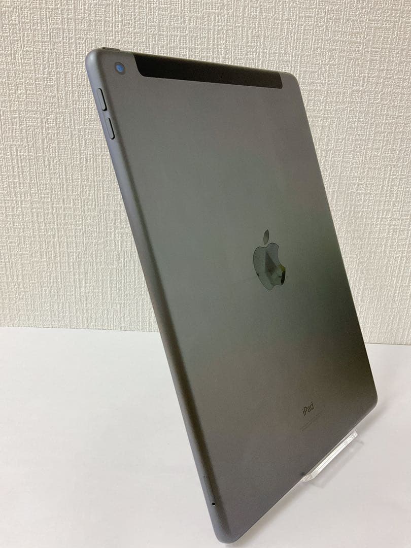 ☆超美品☆ IPAD 第9世代 64GB Wifi+Cellularモデル