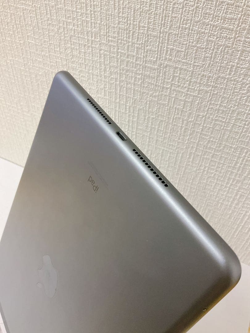 ☆超美品☆ IPAD 第9世代 64GB Wifi+Cellularモデル