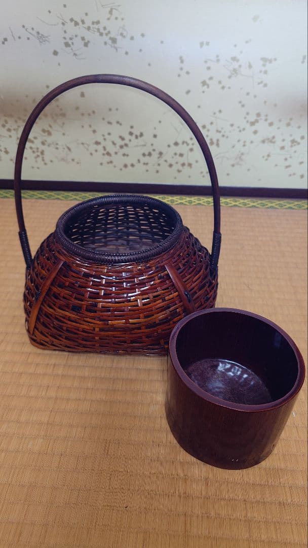 手付き花籠 竹製 花器 内容器付き [新品・未使用]