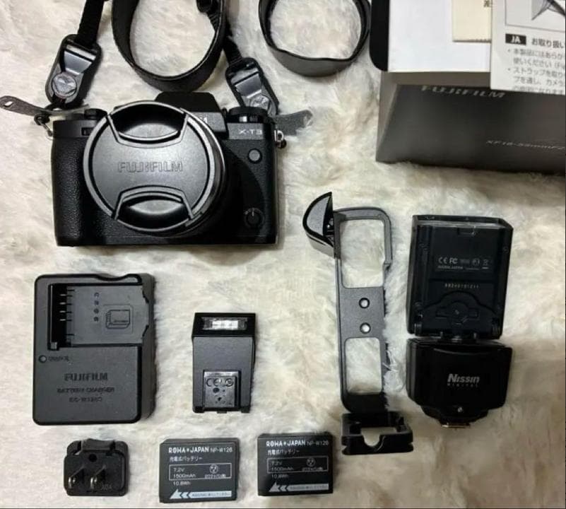 フジ X-T3 本体、18-55 ズームレンズ、ストロボ、グリップ等 豪華セット