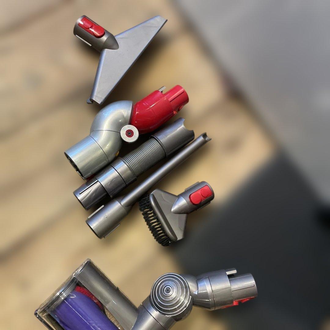 Dyson cyclone v10 fluffy 本体　おまとめ　掃除機