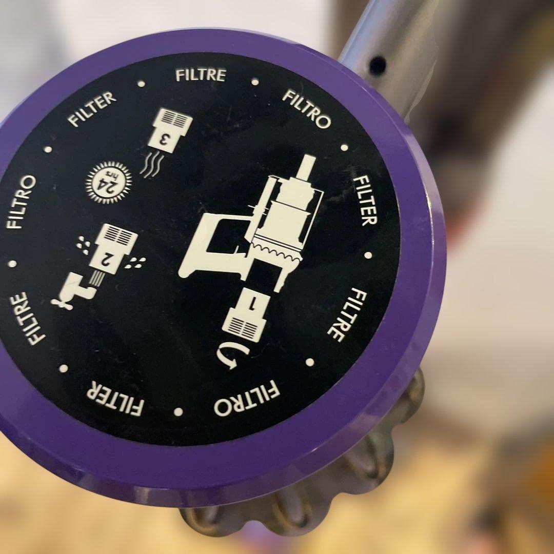 Dyson cyclone v10 fluffy 本体　おまとめ　掃除機