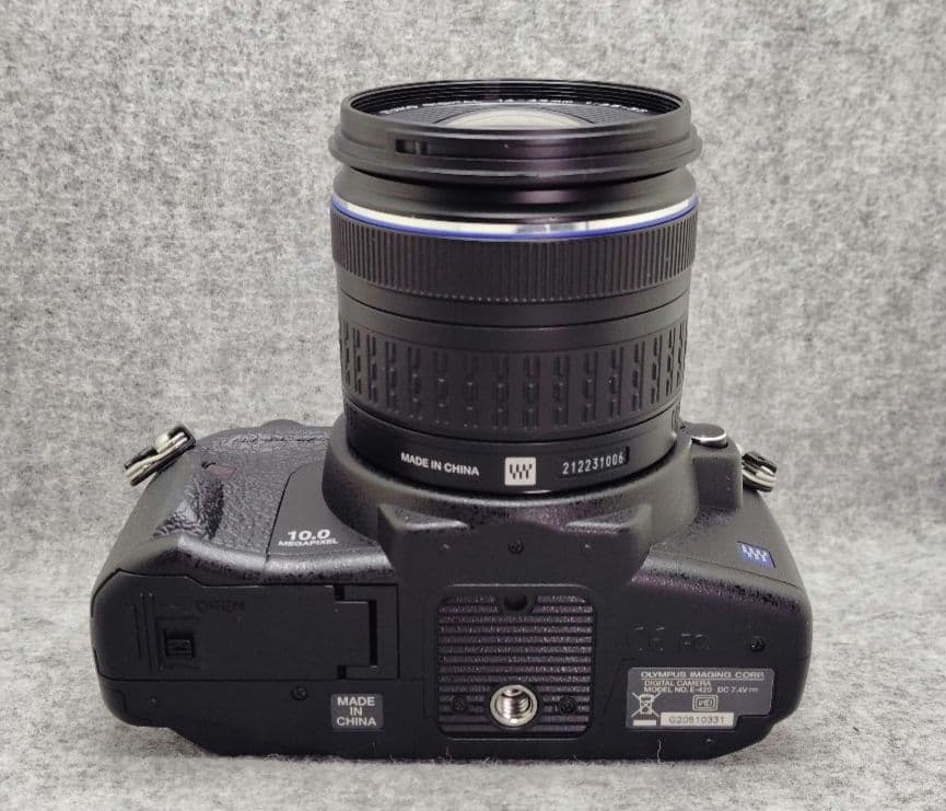 OLYMPUS E-420 標準ズームレンズ付