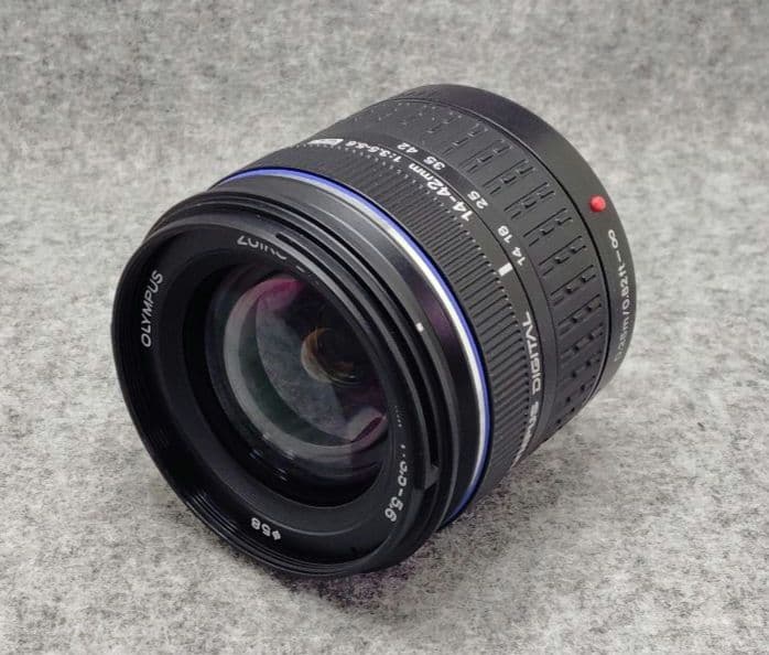 OLYMPUS E-420 標準ズームレンズ付