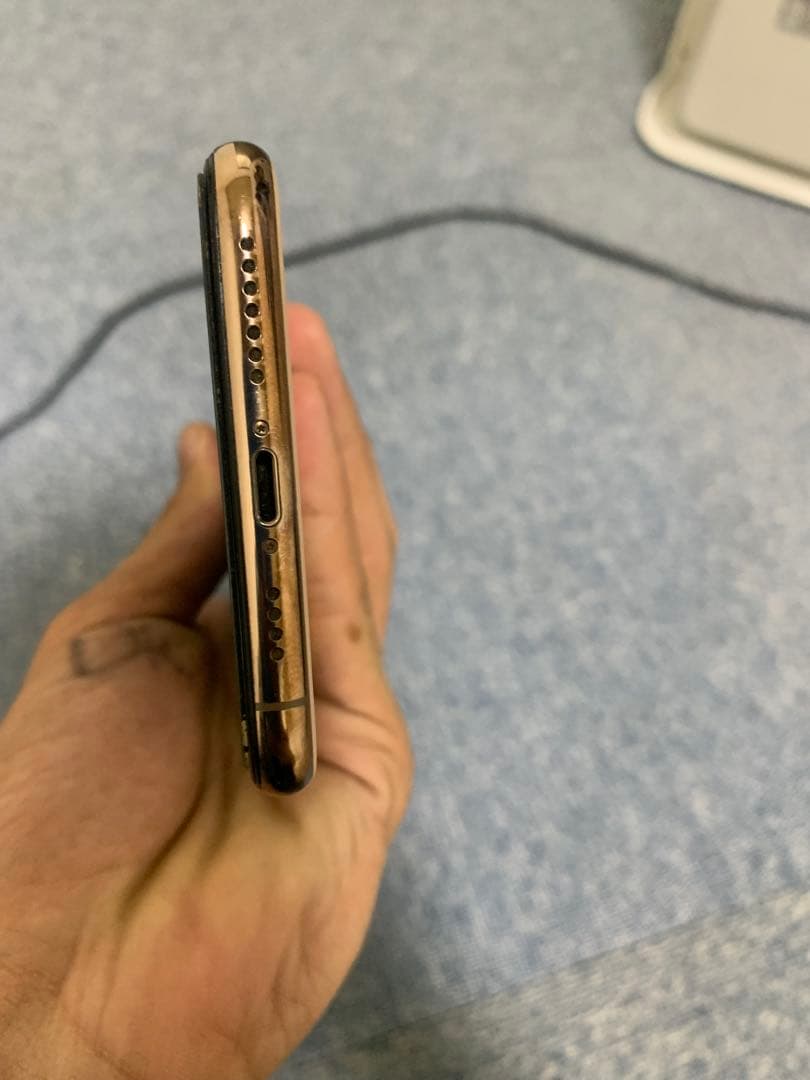 Apple iPhone Xs Max ゴールド 256GB