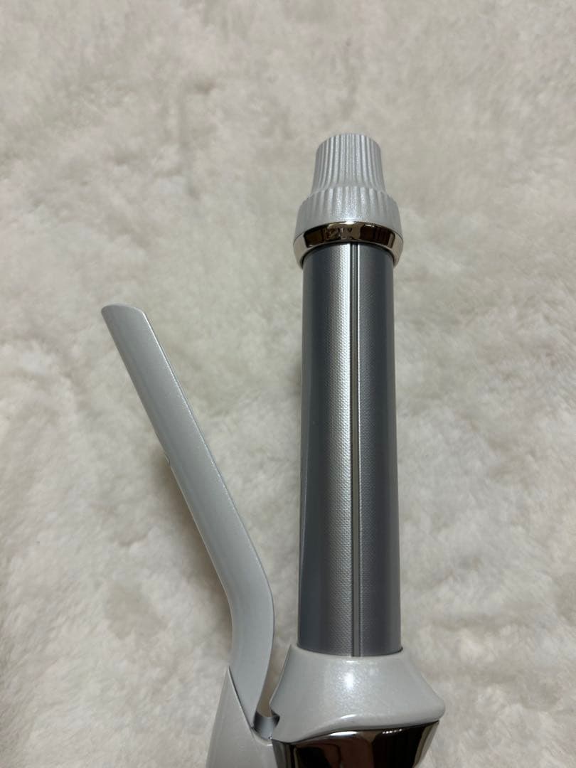 ホワイト カールアイロン ReFa 26mm