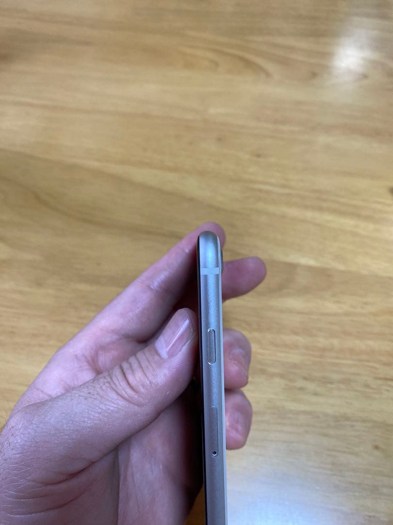 Apple iPhone SE3 64G スターライト