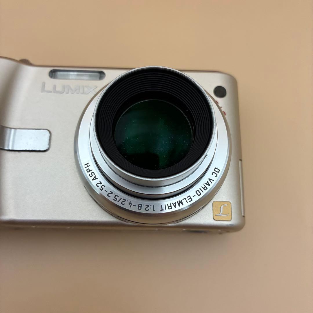 美品★Panasonic LUMIX DMC-TZ1 オールドコンデジ ゴールド