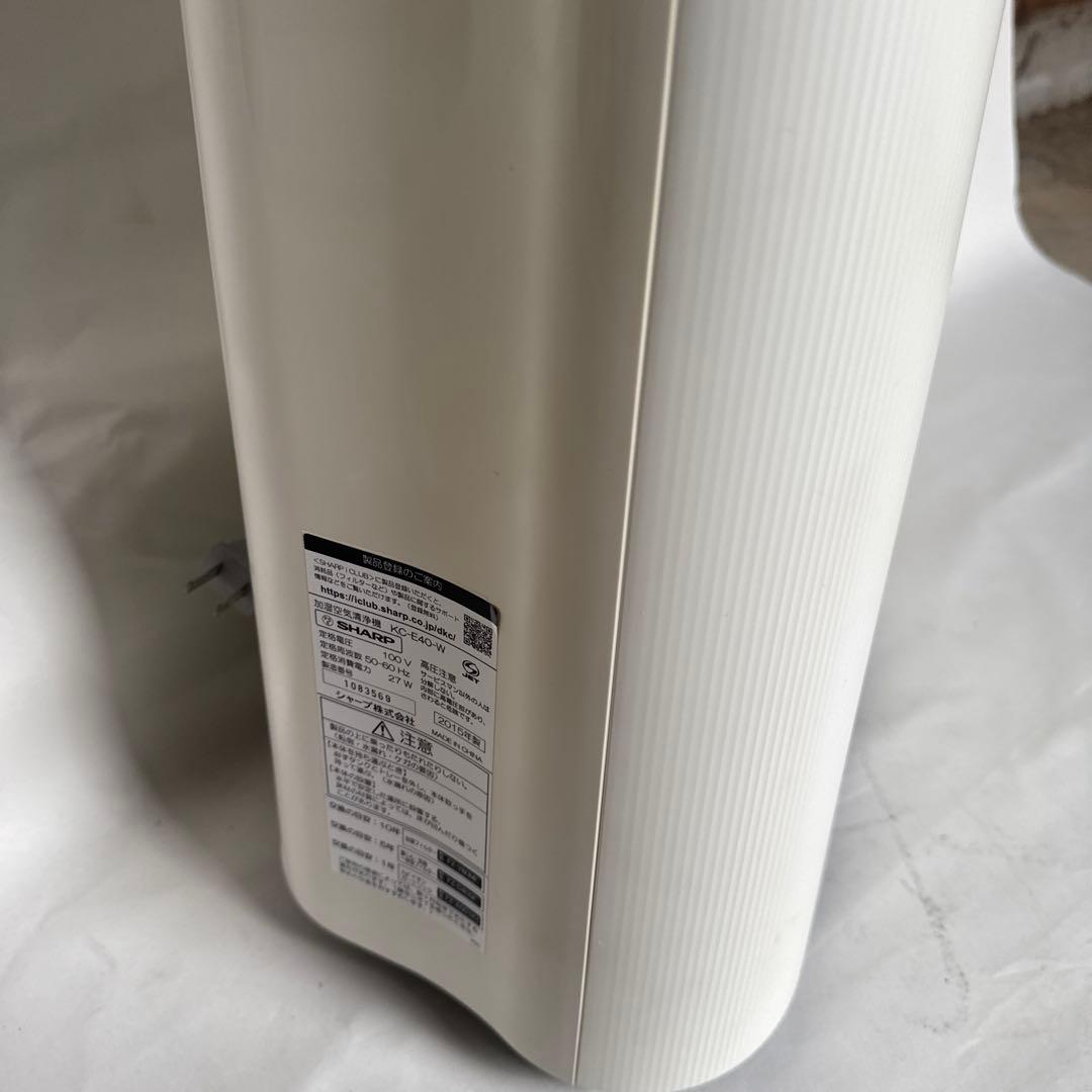 SHARP 空気清浄機 ホワイト　KC E40Ｗ