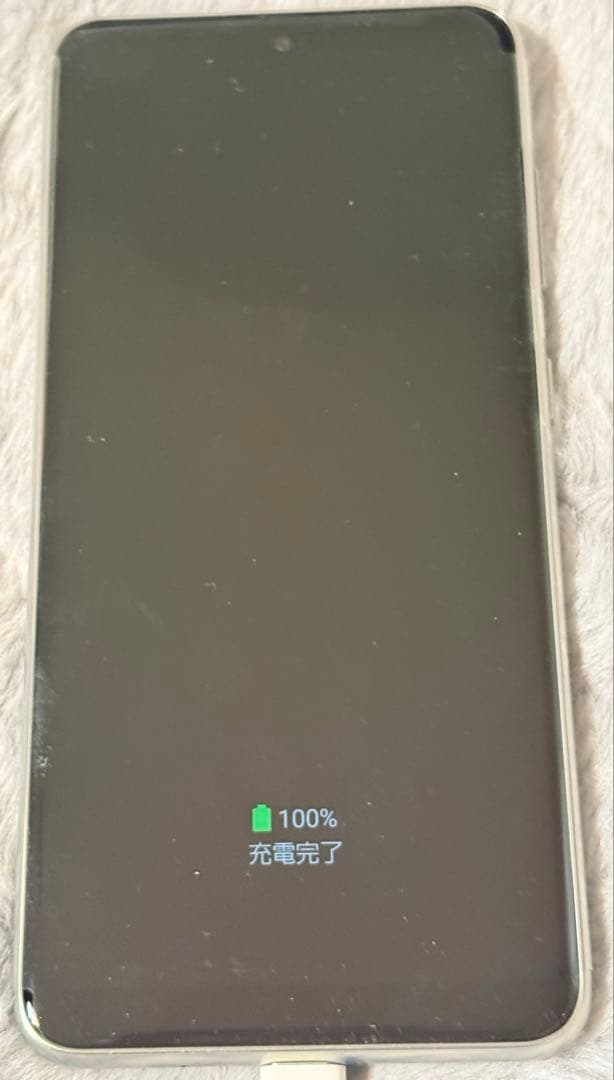 Galaxy A20 au シルバー 本体