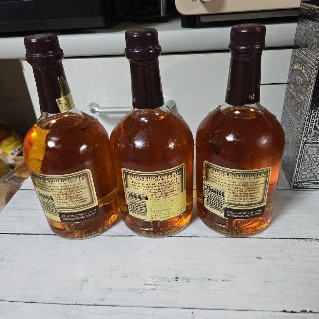 CHIVAS REGAL BLENDED SCOTCH WHISKY 12年3本