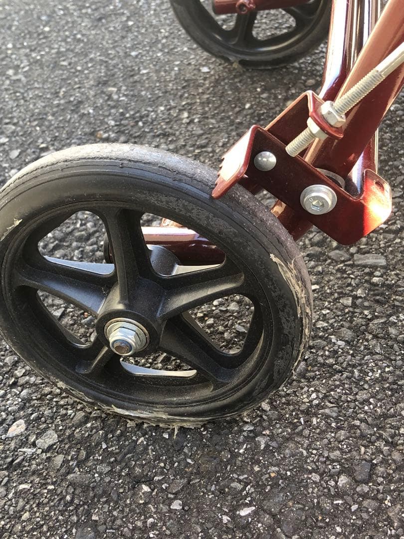 シルバーカー　簡易車椅子　折りたたみ式