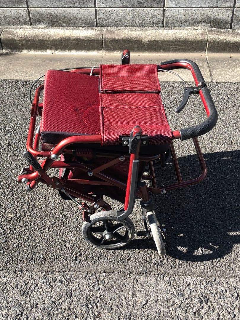 シルバーカー　簡易車椅子　折りたたみ式