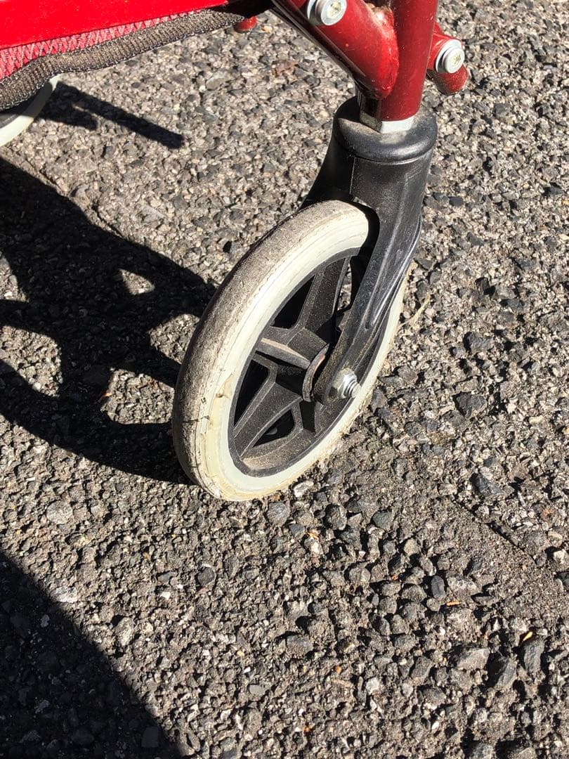 シルバーカー　簡易車椅子　折りたたみ式