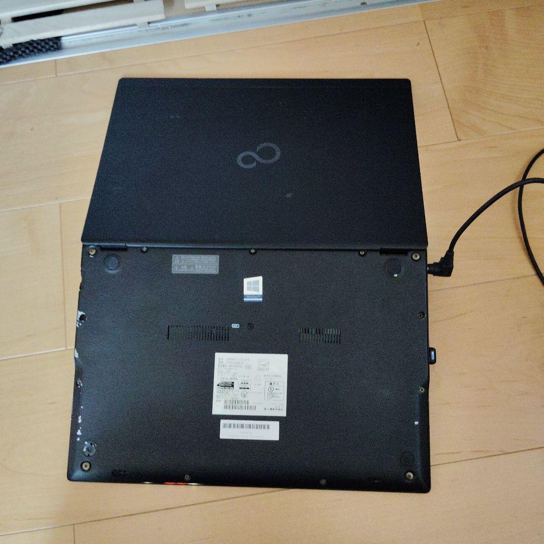 超薄型ノートパソコン！8365U搭載！win11対応！