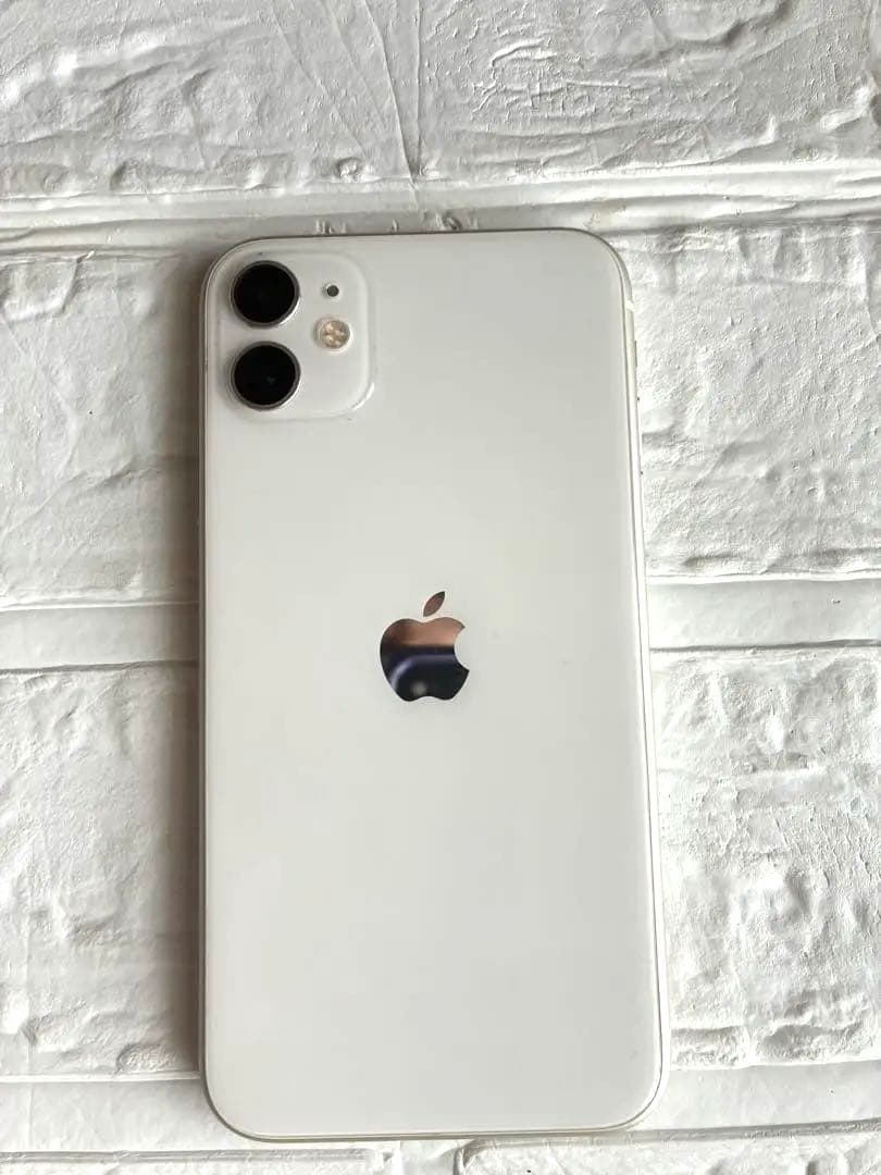 iPhone11本体64GBバッテリー容量75パーセントS IMフリー
