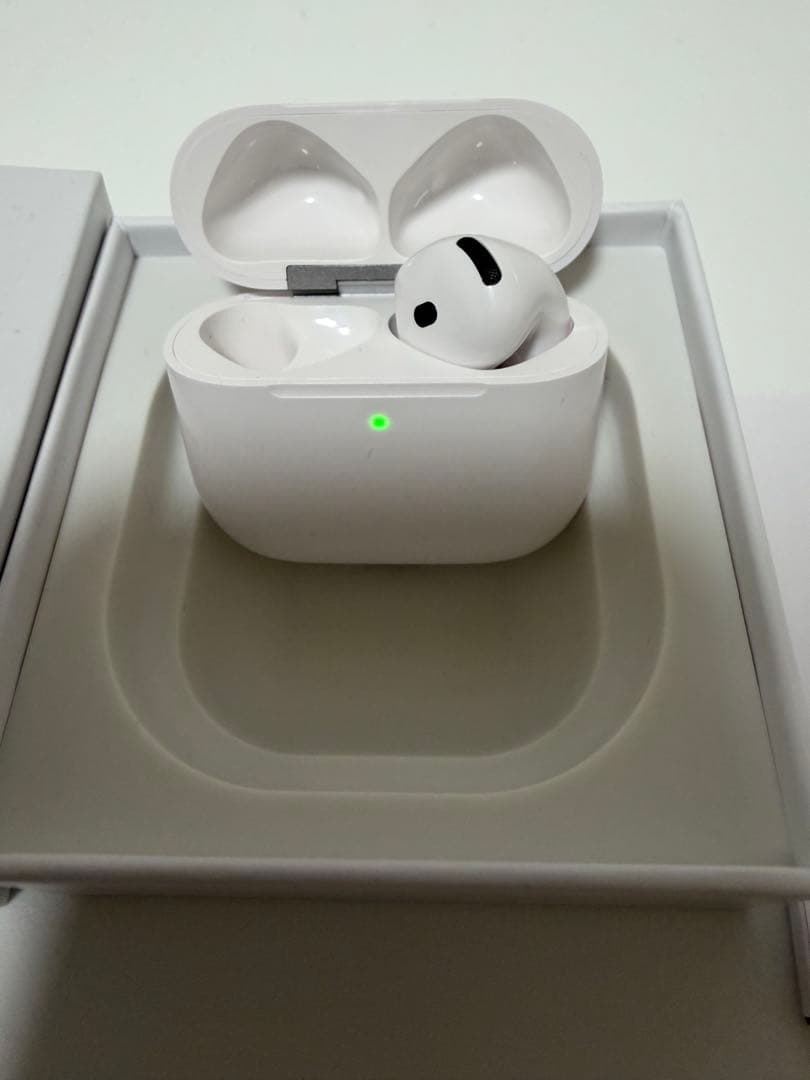 AirPods4 イヤホン片耳(右のみ)