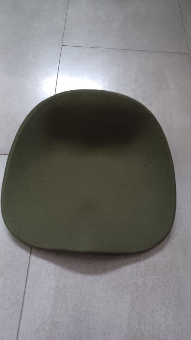 【美品】&MEDICAL KURA SEAT オリーブ 骨盤サポートチェア
