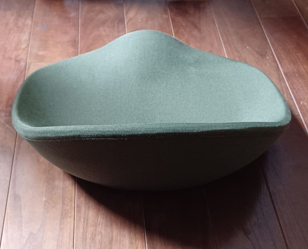 【美品】&MEDICAL KURA SEAT オリーブ 骨盤サポートチェア
