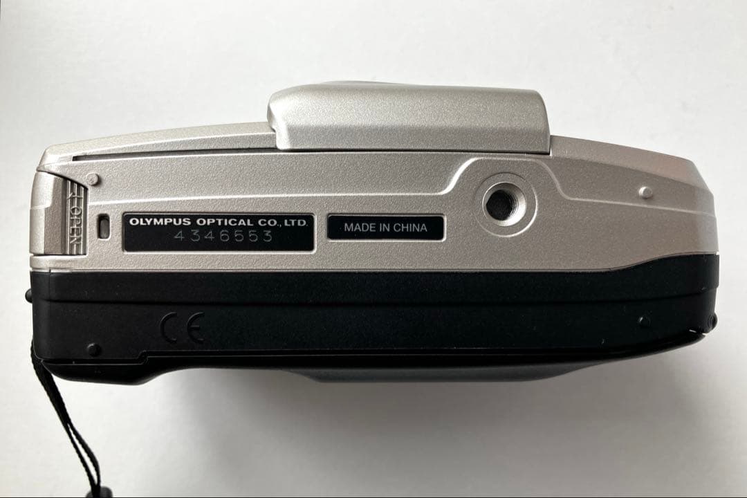 【極美品・動作確認済】OLYMPUS SUPERZOOM 105G シルバー