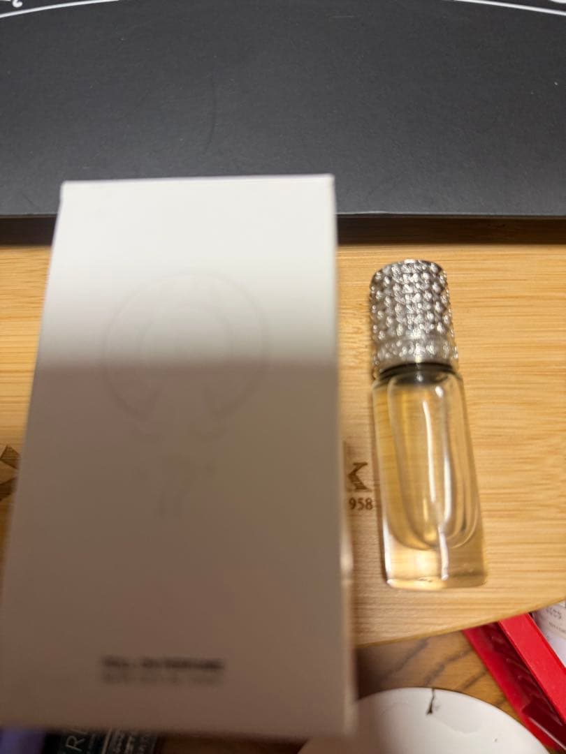 正規品　CHROME HEARTS クロムハーツ　33 香2.3回使用　クリア