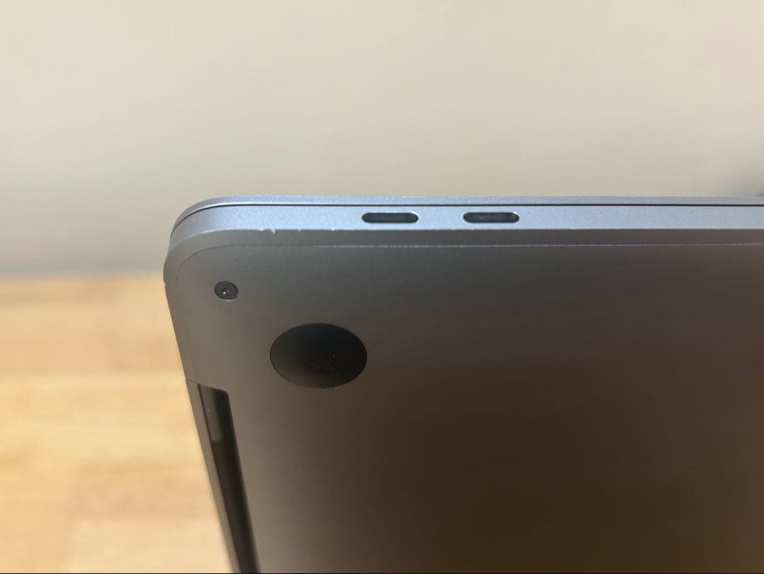 MacBookPro 2020 13インチ メモリ8GB