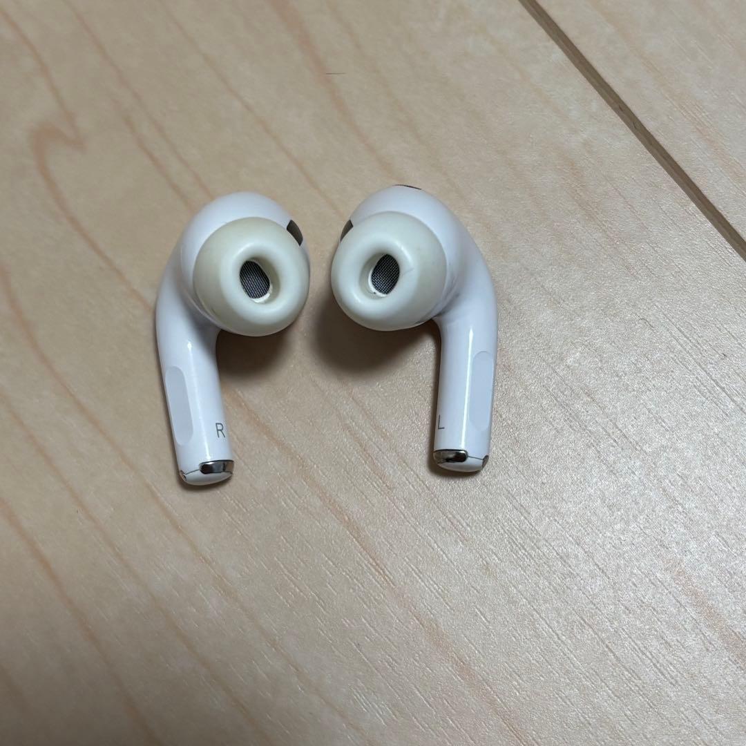 Apple AirPods Pro 2本体