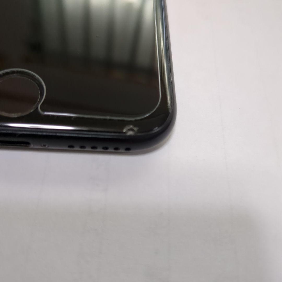 【中古】《SIMフリー》iPhone SE2 128GB　本体のみ